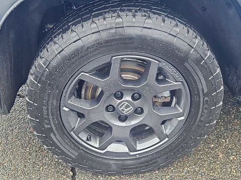 Certified 2024 Honda Pilot TrailSport image 9