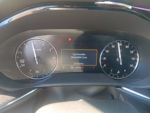 Used 2022 Buick Envision Preferred w/ Sport Touring Package image 2