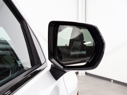 Used 2022 Chevrolet Tahoe Z71 image 37