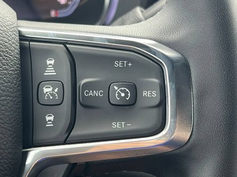 Used 2025 RAM 3500 Laramie AWD/4WD image 24