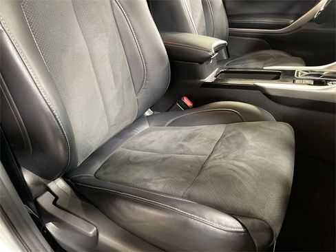 Used 2024 Mitsubishi Eclipse Cross SE image 23