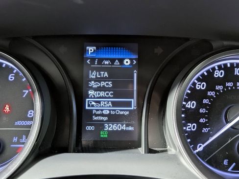 Used 2023 Toyota Camry SE image 29