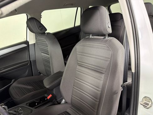Used 2024 Volkswagen Tiguan S FWD image 13