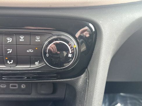 Used 2023 Buick Encore GX Preferred w/ Cold Weather Comfort Package image 32