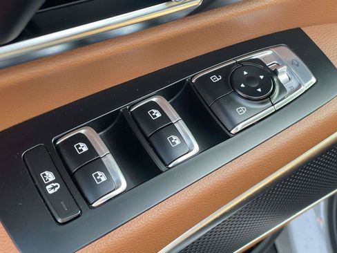 Used 2025 Kia Telluride SX X-Line AWD/4WD image 16