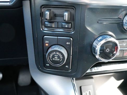 New 2026 Ford F150 Lariat w/ Equipment Group 501A Mid image 17