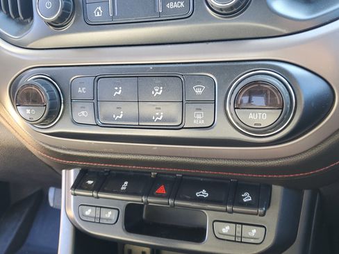 Used 2019 GMC Canyon All Terrain w/ Trailering Package image 26