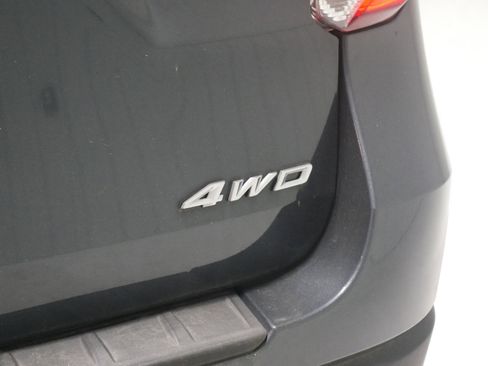 Certified 2022 Ford Explorer XLT w/ Class IV Trailer Tow Package image 27