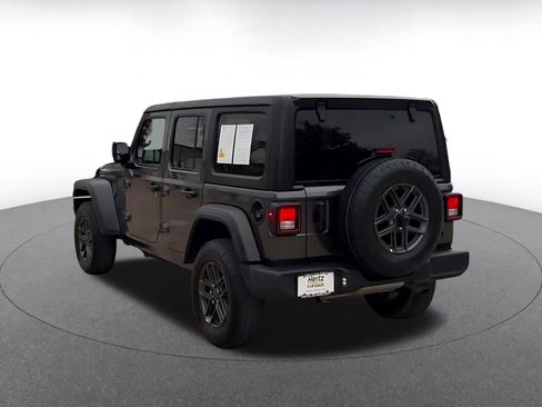 Used 2025 Jeep Wrangler Sport S image 11