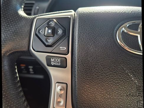 Used 2019 Toyota 4Runner Limited image 21