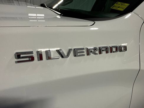 Used 2024 Chevrolet Silverado 1500 Custom AWD/4WD image 39