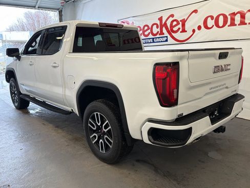 Used 2022 GMC Sierra 1500 AT4 w/ Sierra Safety Plus Package image 8