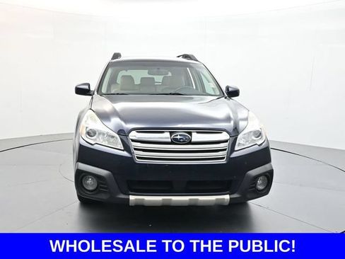 Used 2013 Subaru Outback 3.6R Limited w/ Moonroof Pkg AWD/4WD image 2