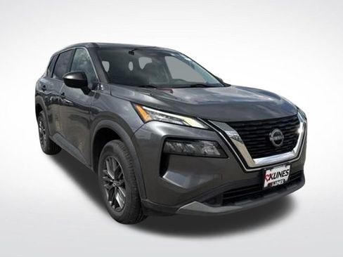 Used 2023 Nissan Rogue S FWD image 6