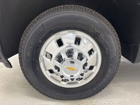 New 2025 Chevrolet Silverado 3500 High Country w/ Technology Package image 45