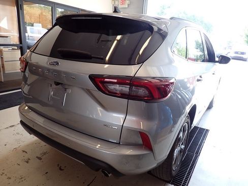 Used 2023 Ford Escape ST-Line w/ Tech Pack #1 AWD/4WD image 3