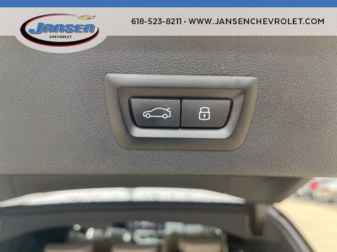 Used 2023 BMW X3 xDrive30i w/ Premium Package image 11