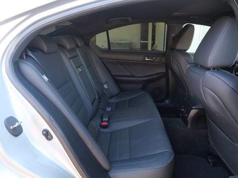 Certified 2022 Lexus IS 350 F Sport w/ Dynamic Handling Package image 11