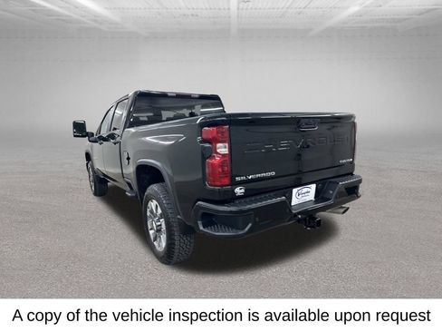 Used 2024 Chevrolet Silverado 2500 Custom w/ Custom Value Package AWD/4WD image 10