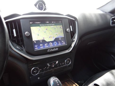 Used 2014 Maserati Ghibli RWD image 14