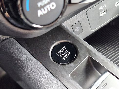 New 2026 Nissan Kicks SV image 16