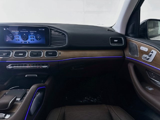 Certified 2024 Mercedes-Benz GLS 450 4MATIC image 24