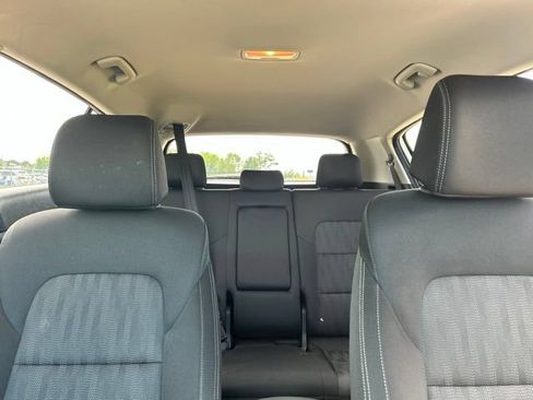 Used 2020 Kia Sportage LX FWD image 13