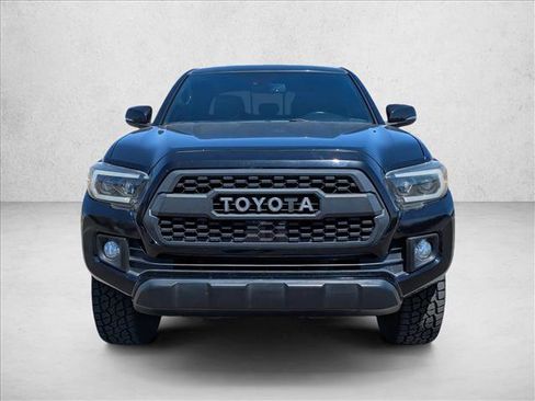 Used 2019 Toyota Tacoma TRD Off-Road w/ Technology Package RWD image 2