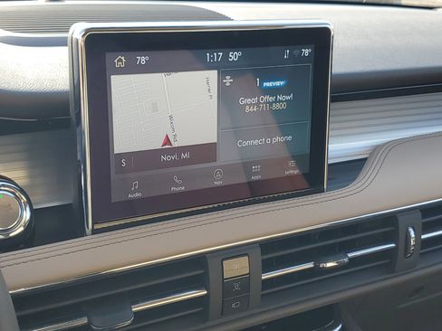 Certified 2022 Lincoln Corsair Standard w/ Equipment Group 101A image 16