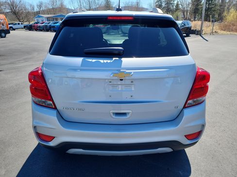 Certified 2020 Chevrolet Trax LT w/ LT Convenience Package image 7