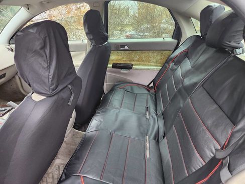 Used 2004 Volvo S40 2.4i image 13