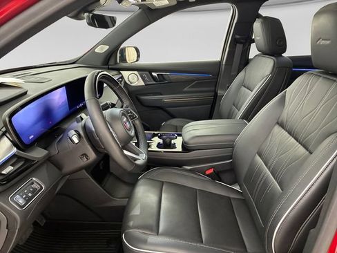 Used 2025 Buick Enclave Avenir w/ Super Cruise Package AWD/4WD image 12