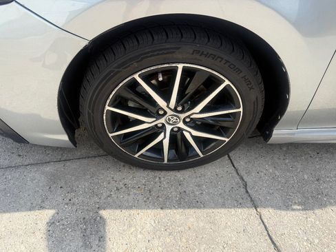 Used 2022 Toyota Camry SE FWD image 8