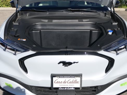 Used 2021 Ford Mustang Mach-E Premium AWD/4WD image 28