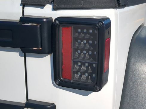 Used 2014 Jeep Wrangler Sport image 8