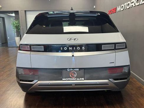 Used 2023 Hyundai Ioniq 5 SE w/ Cargo Package AWD/4WD image 4