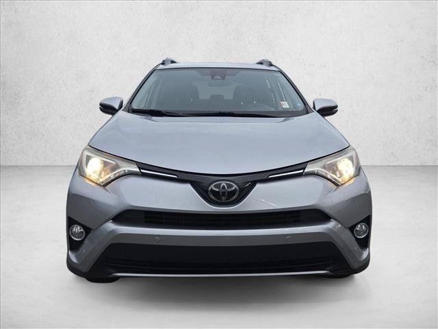 Used 2018 Toyota RAV4 XLE FWD image 2