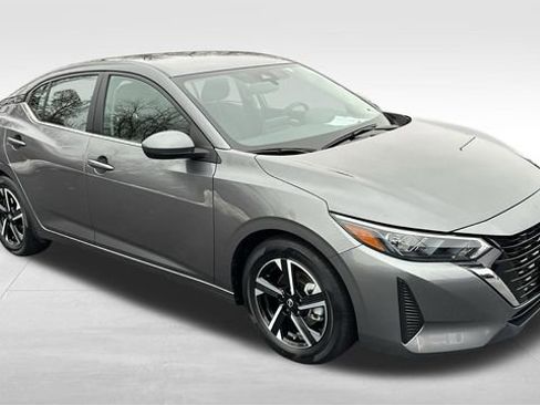 Used 2024 Nissan Sentra SV image 27