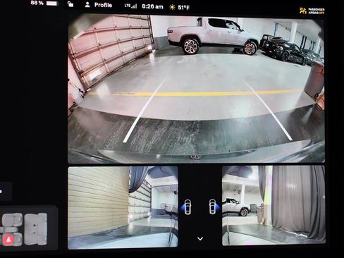 Used 2023 Tesla Model 3 Standard Range image 9