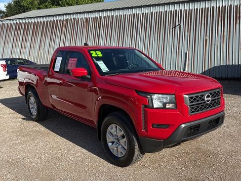 Used 2023 Nissan Frontier SV w/ Tow Package AWD/4WD image 7