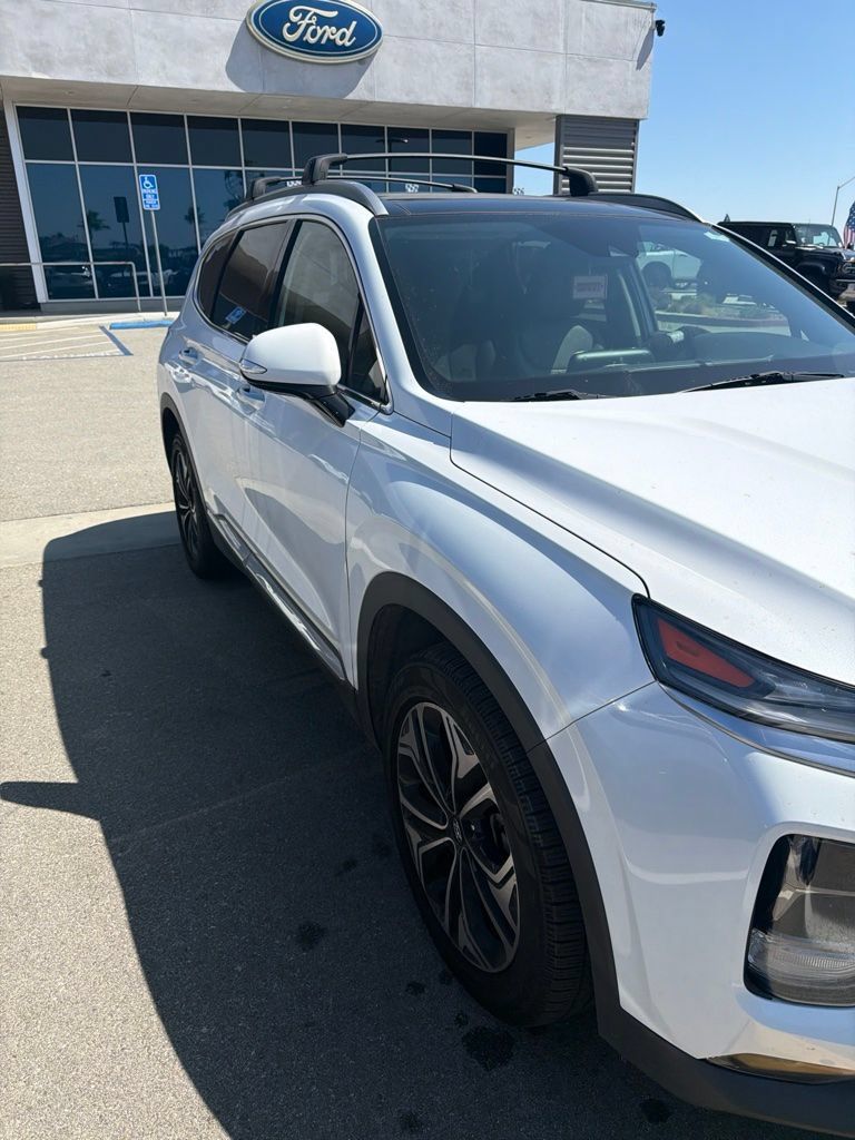 Used 2020 Hyundai Santa Fe SEL FWD image 2