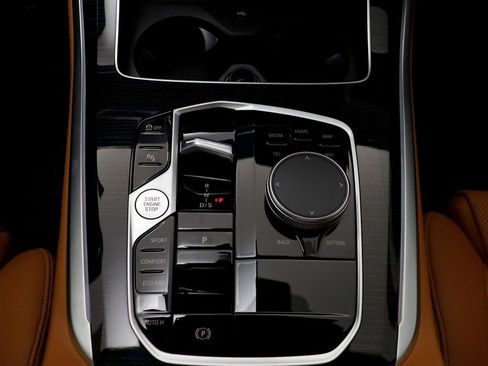 New 2026 BMW X5 xDrive40i w/ M Sport Package image 12