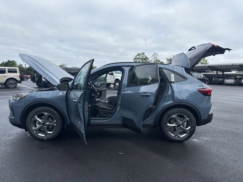 Used 2026 Ford Escape ST-Line w/ Tech Pack #1 FWD image 26