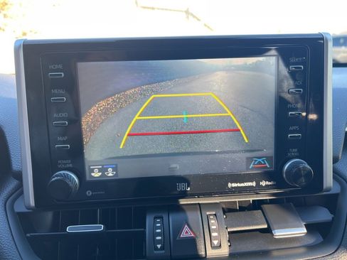 Used 2020 Toyota RAV4 XSE image 5