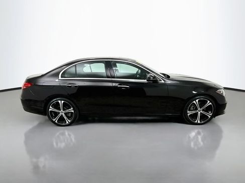 Used 2025 Mercedes-Benz C 300 Sedan image 8