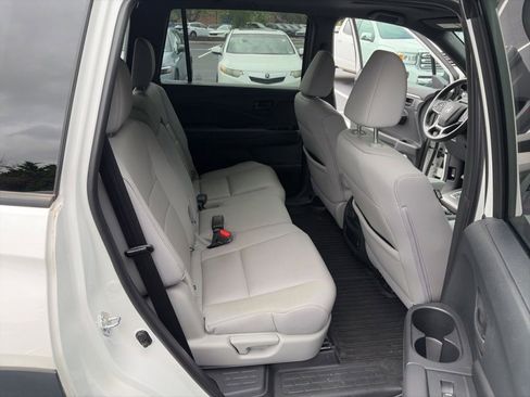 Used 2023 Honda Passport EX-L image 30