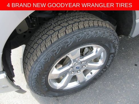 Used 2021 Ford F150 Lariat w/ Equipment Group 502A High AWD/4WD image 4