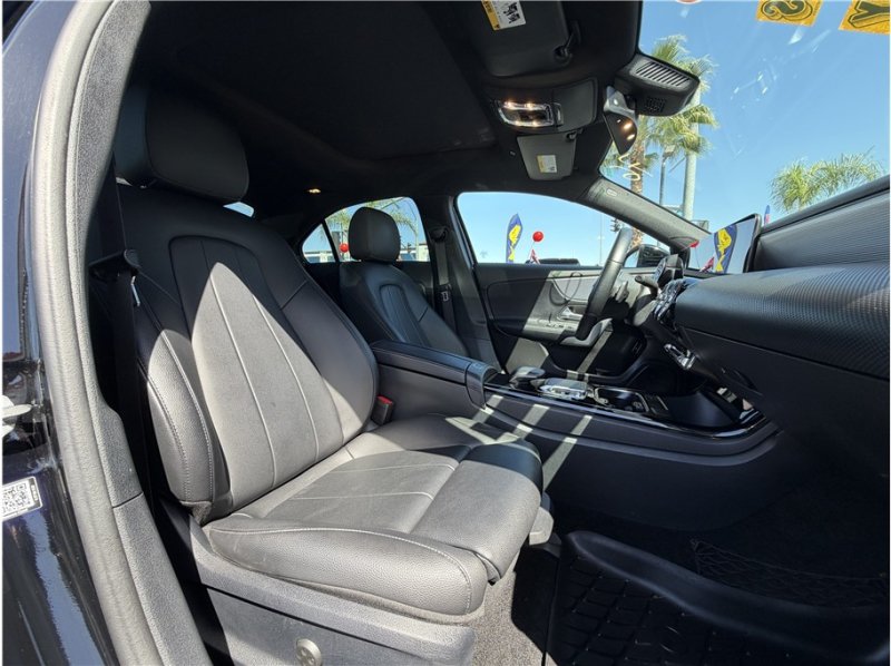Used 2020 Mercedes-Benz A 220 image 25