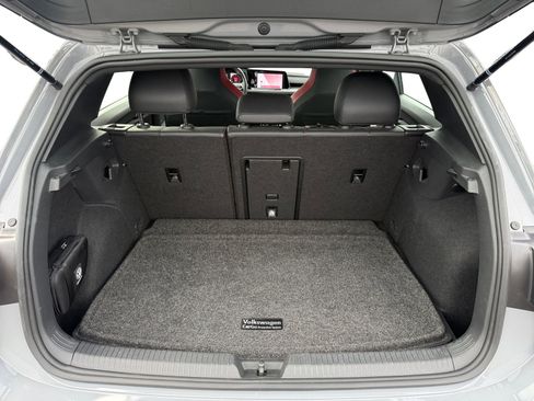 Used 2023 Volkswagen GTI SE image 17