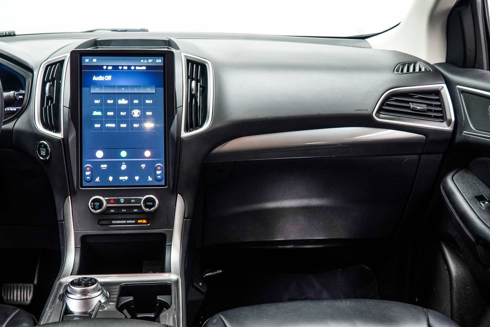 Used 2023 Ford Edge SEL AWD/4WD image 18
